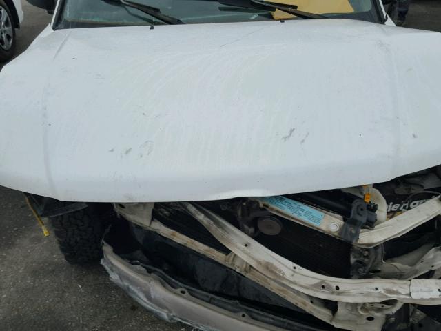 JF1SF6558YG706916 - 2000 SUBARU FORESTER S WHITE photo 7