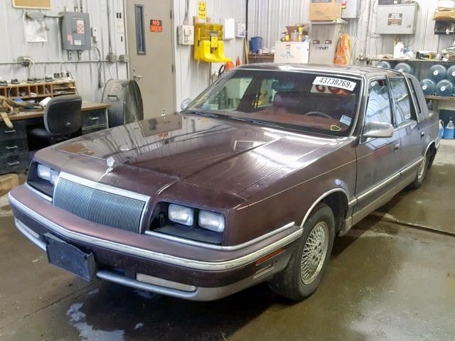 1C3XV66L1ND792927 - 1992 CHRYSLER NEW YORKER MAROON photo 2