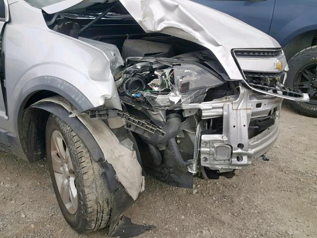 3GNAL2EK6FS519385 - 2015 CHEVROLET CAPTIVA LS 银色 照片 9