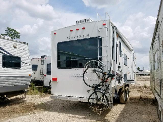 4YDF285209M730684 - 2009 KEYSTONE MONTANA CREAM photo 4