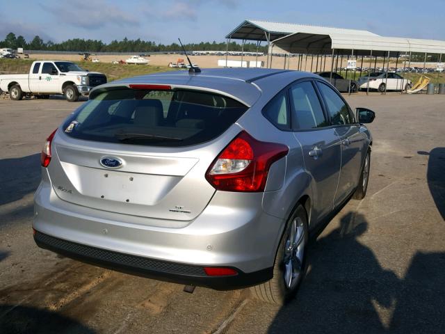 1FADP3K27EL174222 - 2014 FORD FOCUS SE SILVER photo 4