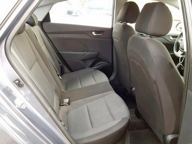 3KPC24A30KE057736 - 2019 HYUNDAI ACCENT SE GRAY photo 6