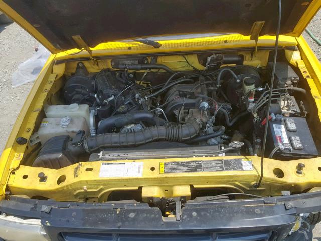 1FTYR14V02PB29046 - 2002 FORD RANGER SUP YELLOW photo 7