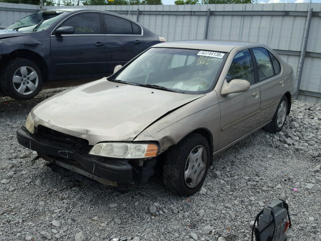 1N4DL01D3YC112737 - 2000 NISSAN ALTIMA XE GOLD photo 2