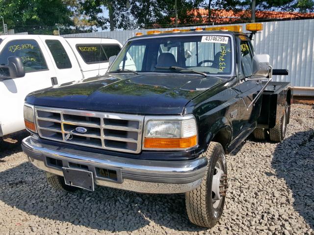 1FDLF47F8VEA62068 - 1997 FORD F SUPER DU BLACK photo 2