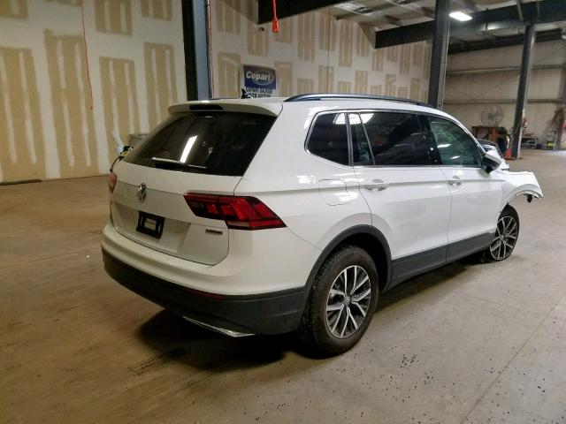 3VV2B7AXXKM091559 - 2019 VOLKSWAGEN TIGUAN SE WHITE photo 4