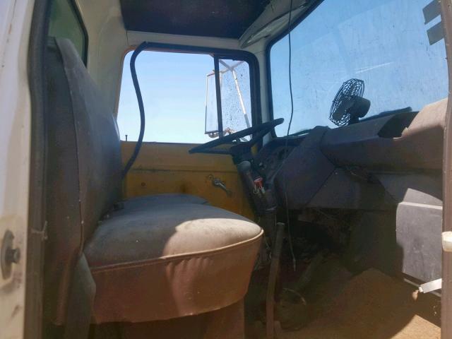 N61EVT46023 - 1974 FORD DUMP TRUCK WHITE photo 5