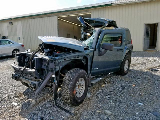 5GTDN136168125410 - 2006 HUMMER H3 GRAY photo 2