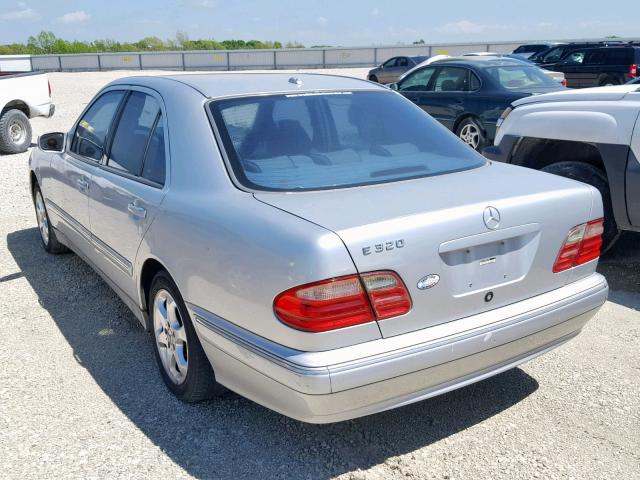 WDBJF65J72B491308 - 2002 MERCEDES-BENZ E 320 SILVER photo 3