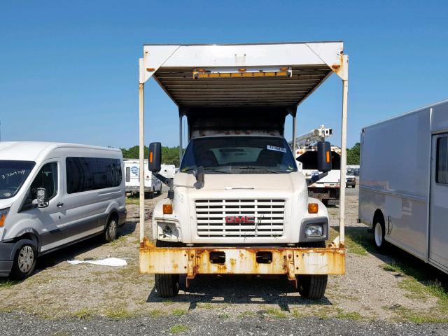 1GDP7E1396F428697 - 2006 GMC C7500 C7E0 WHITE photo 9