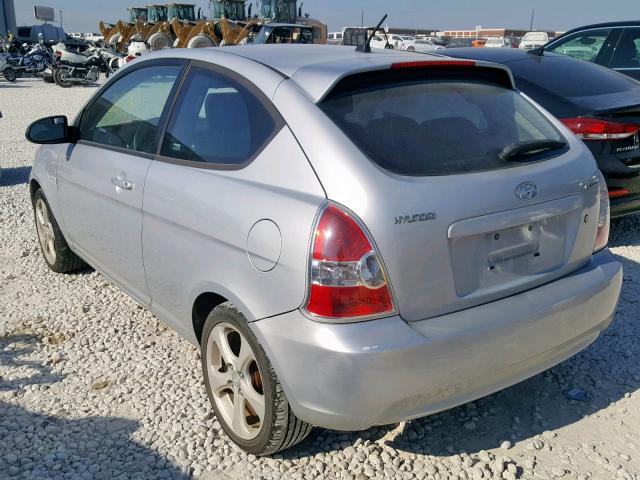 KMHCN36C27U045196 - 2007 HYUNDAI ACCENT SE SILVER photo 3