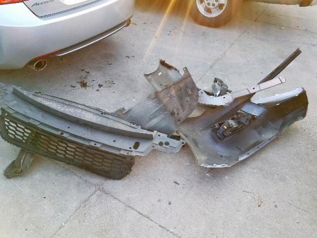 1HGCR3F84DA037880 - 2013 HONDA ACCORD EXL SILVER photo 9