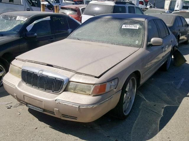 2MEFM74WXWX628663 - 1998 MERCURY GRAND MARQ BEIGE photo 2