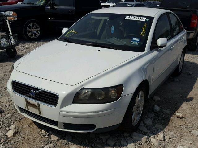 YV1MS382162160866 - 2006 VOLVO S40 2.4I WHITE photo 2