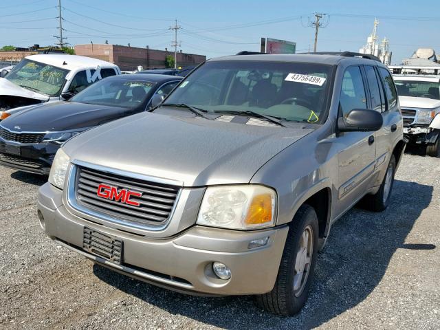 1GKDS13S522363596 - 2002 GMC ENVOY TAN photo 2