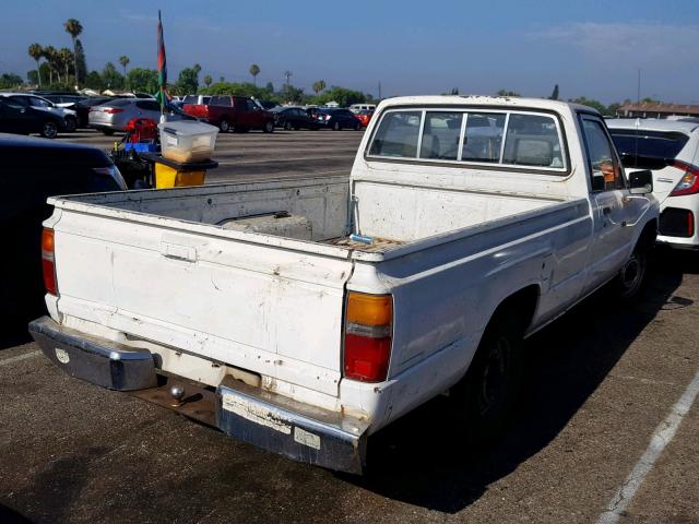 JT4RN55D5F0149997 - 1985 TOYOTA PICKUP 1/2 WHITE photo 4