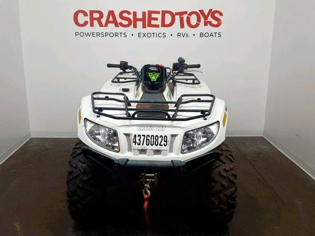 4UF17ATV7HT205573 - 2017 ARCTIC CAT XT WHITE photo 2