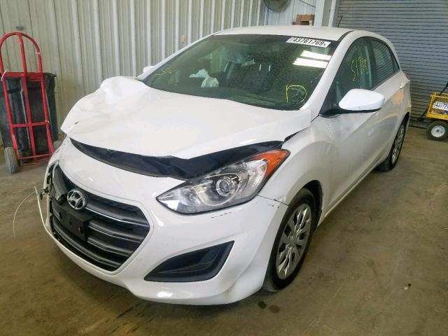 KMHD35LH7GU325668 - 2016 HYUNDAI ELANTRA GT WHITE photo 2