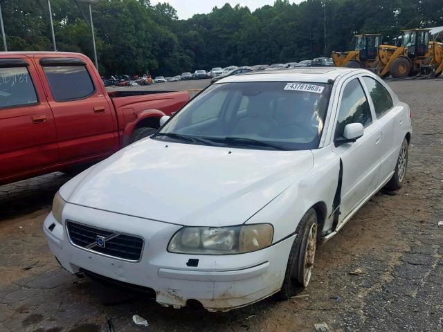 YV1RS612352468685 - 2005 VOLVO S60 WHITE photo 2