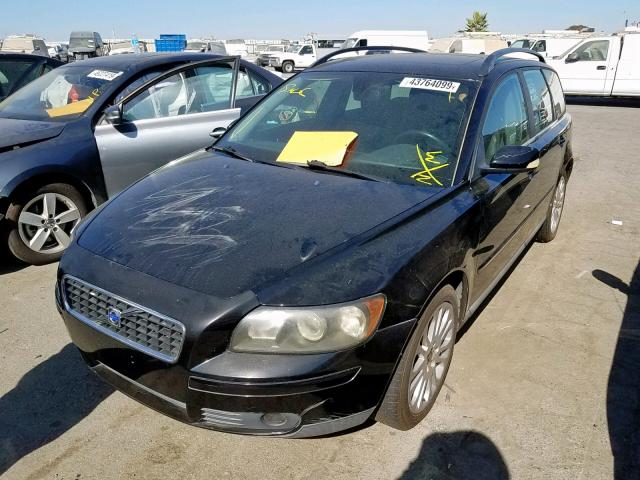 YV1MW390352093154 - 2005 VOLVO V50 2.4I BLACK photo 2