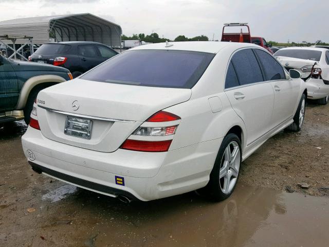 WDDNG71X38A196212 - 2008 MERCEDES-BENZ S 550 WHITE photo 4