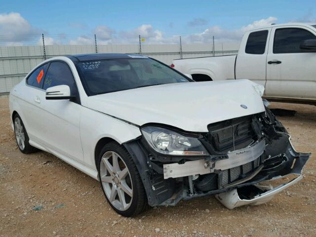 WDDGJ4HB4DG081774 - 2013 MERCEDES-BENZ C 250 WHITE photo 1