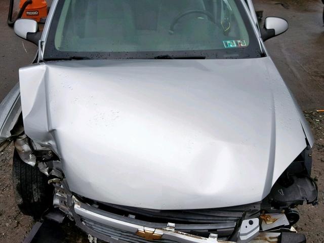 1G1AL58F587244692 - 2008 CHEVROLET COBALT LT SILVER photo 7