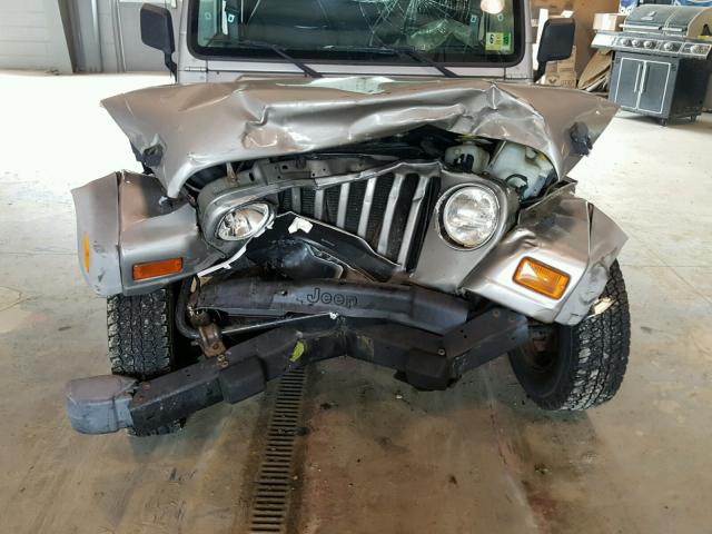 1J4FA29P12P709138 - 2002 JEEP WRANGLER / SILVER photo 9