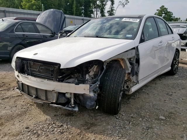 WDDGF4HB4DR278451 - 2013 MERCEDES-BENZ C 250 WHITE photo 2