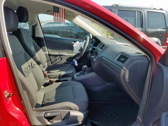 3VW2K7AJ7DM240181 - 2013 VOLKSWAGEN JETTA BASE RED photo 5