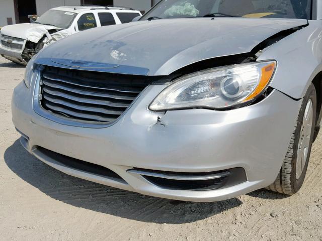 1C3CCBAB7CN138906 - 2012 CHRYSLER 200 LX SILVER photo 9