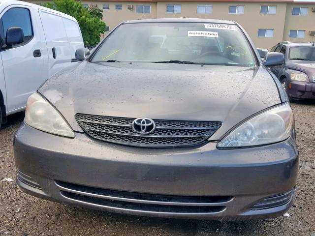 4T1BE32K84U818841 - 2004 TOYOTA CAMRY LE CHARCOAL photo 9