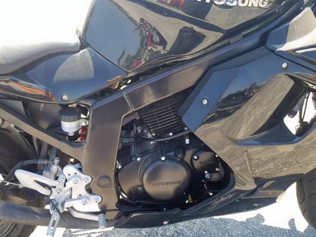 KM4MJ6274H1701171 - 2017 HYOSUNG MOTORCYCLE BLACK photo 9