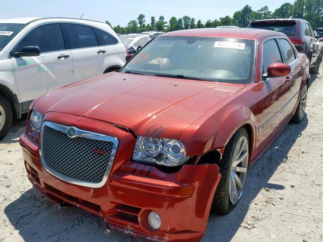 2C3LA73W47H820983 - 2007 CHRYSLER 300C SRT-8 RED photo 2