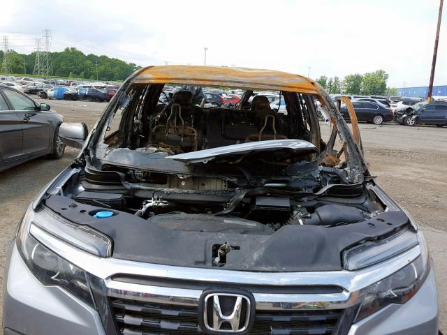 5FPYK3F5XHB002652 - 2017 HONDA RIDGELINE SILVER photo 7