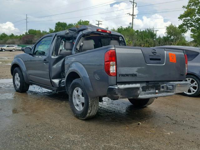 1N6AD07U86C423639 - 2006 NISSAN FRONTIER C CHARCOAL photo 3