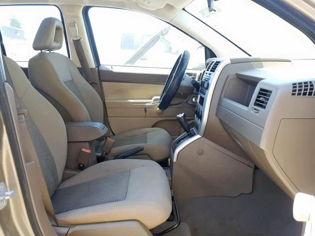 1J8FT47018D744363 - 2008 JEEP COMPASS SP ყავისფერი ფოტო 5