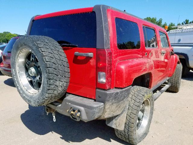 5GTDN136568106861 - 2006 HUMMER H3 RED photo 4