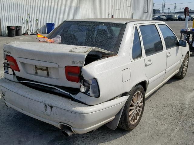 YV1LT56D0X2594691 - 1999 VOLVO S70 WHITE photo 4