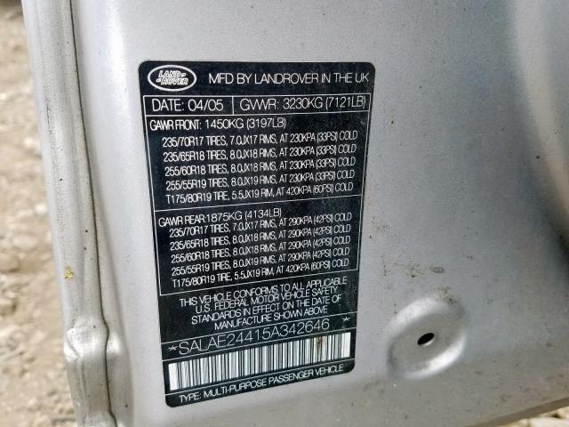 SALAE24415A342646 - 2005 LAND ROVER LR3 SE SILVER photo 10