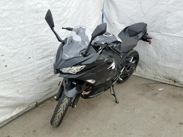 JKAEXKG10KDA28739 - 2019 KAWASAKI EX400 BLACK photo 2