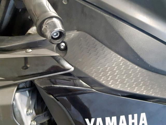 JYARN39E8GA002409 - 2016 YAMAHA YZFR1 BLACK photo 11