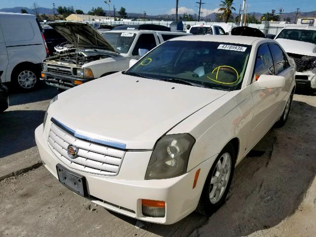 1G6DP577160166391 - 2006 CADILLAC CTS HI FEA WHITE photo 2