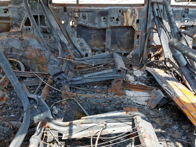 5LMFU28R53LJ45382 - 2003 LINCOLN NAVIGATOR დამწვარი ფოტო 6