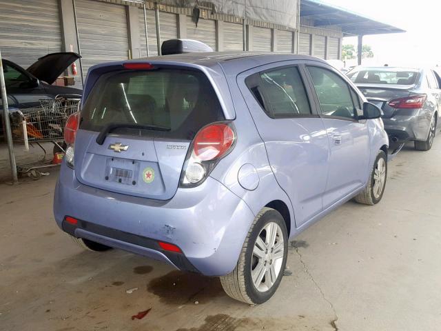 KL8CD6S9XEC503713 - 2014 CHEVROLET SPARK 1LT BLUE photo 4