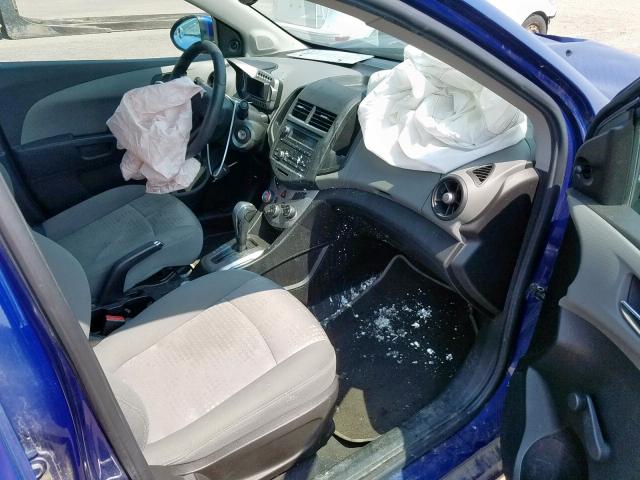 1G1JA5EH9D4144232 - 2013 CHEVROLET SONIC LS 蓝色 照片 5