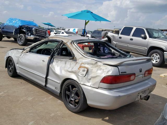 JH4DC4356TS002561 - 1996 ACURA INTEGRA LS SILVER photo 3