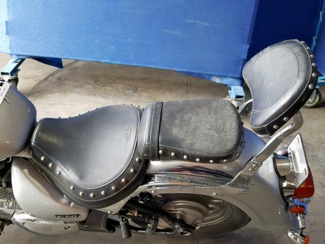 JS1VS55A982100669 - 2008 SUZUKI VL800 SILVER photo 6