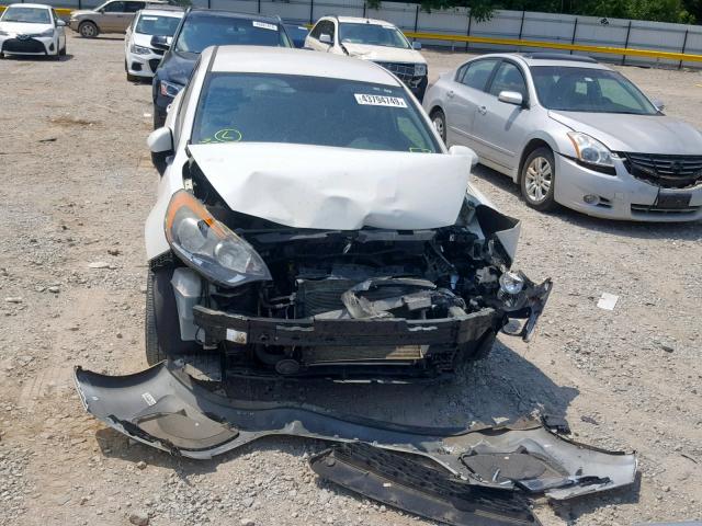 KNADM5A34C6093776 - 2012 KIA RIO LX WHITE photo 9