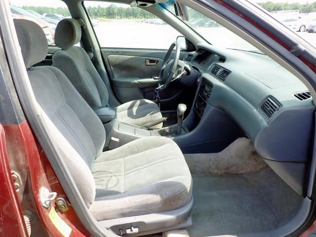 4T1BF28K3XU082295 - 1999 TOYOTA CAMRY LE RED photo 5